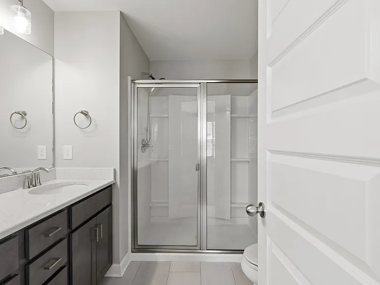 242 Mansfield Dr — Photo 23