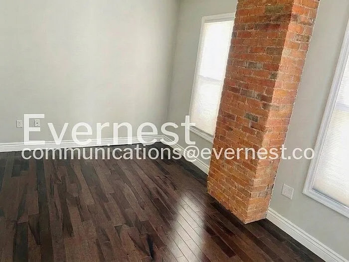 112 Hanford St #B — Photo 13