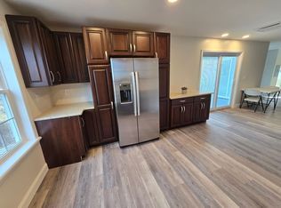 411 Moose Hill Rd, Monroe, CT 06468