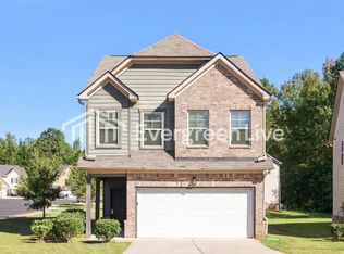 136 Avonwood Cir, Locust Grove, GA 30248