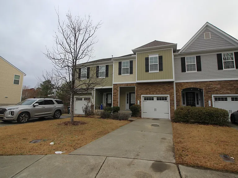 1025 Havenbrook Dr — Photo 2