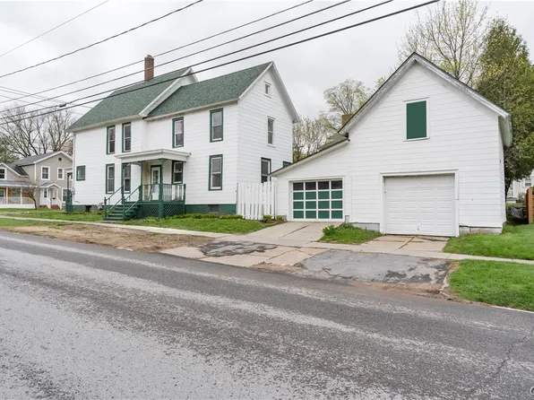 802 State St, Carthage, NY 13619