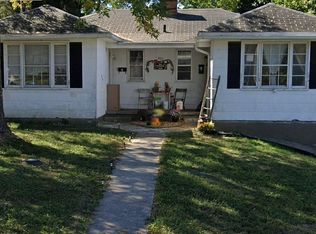 423 W, Chester, IL 62233