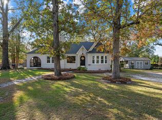 207 Young Dr, Clinton, SC 29325