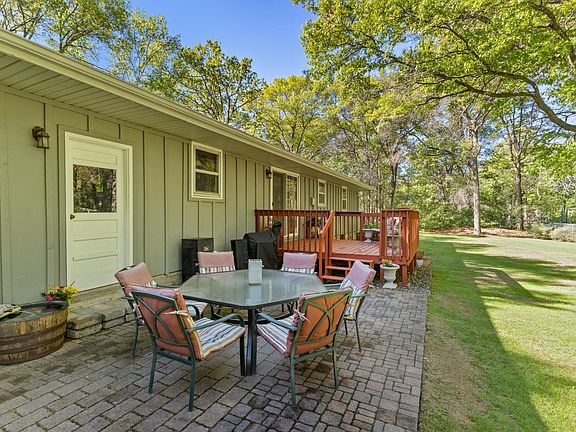 5th image of 12847 Knollwood Dr