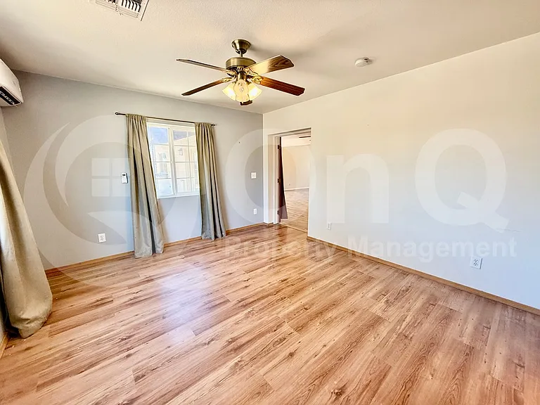 2933 S Extension Rd — Photo 13