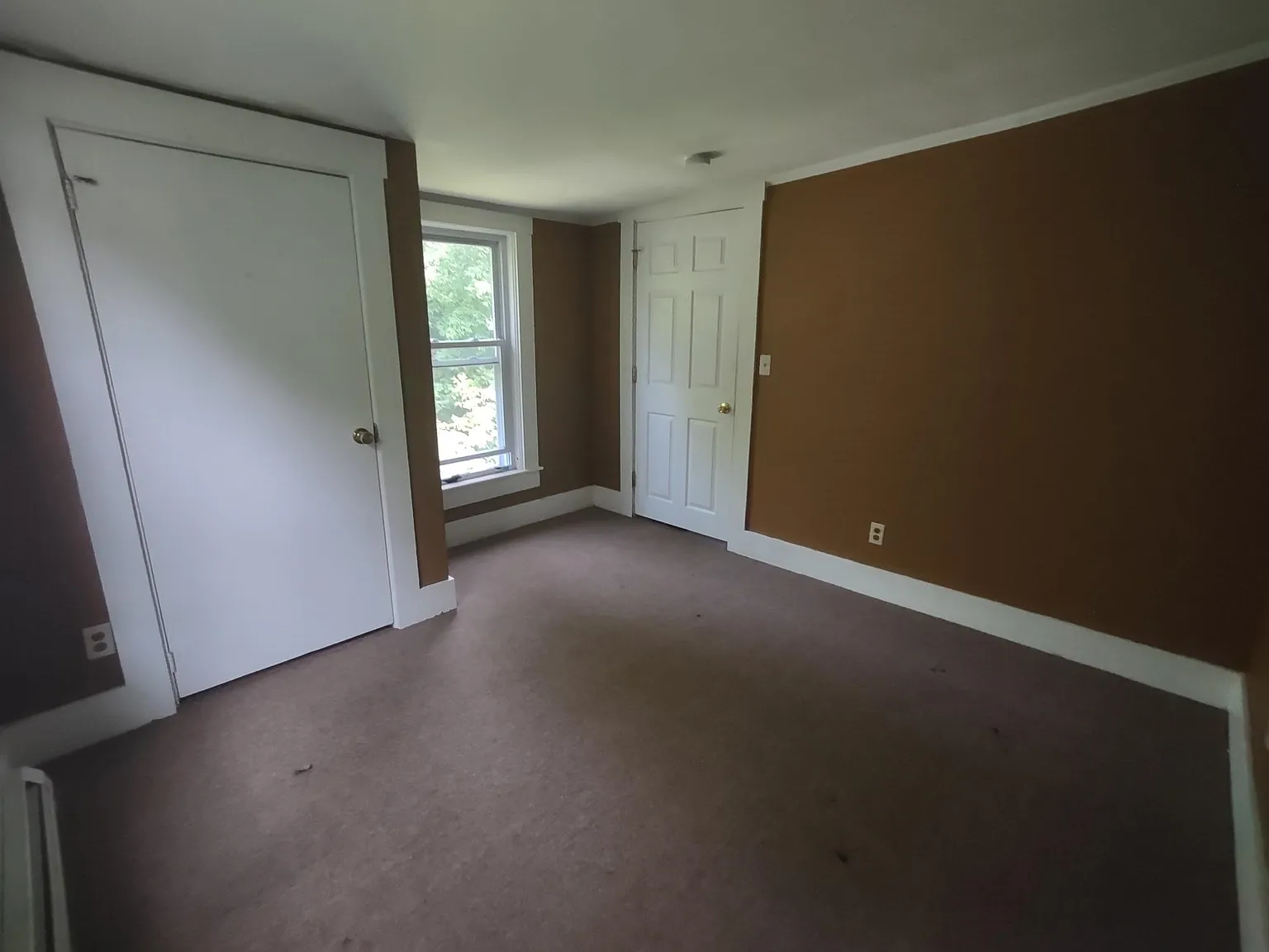 2 bed, 1.0 bath, 13862 sqft, $1,750 — Photo 4