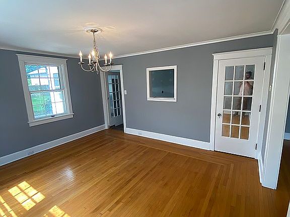 DINING RM & CLOSET