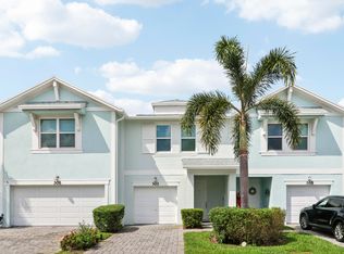 303 SE Halifax Lane, Stuart, FL 34994