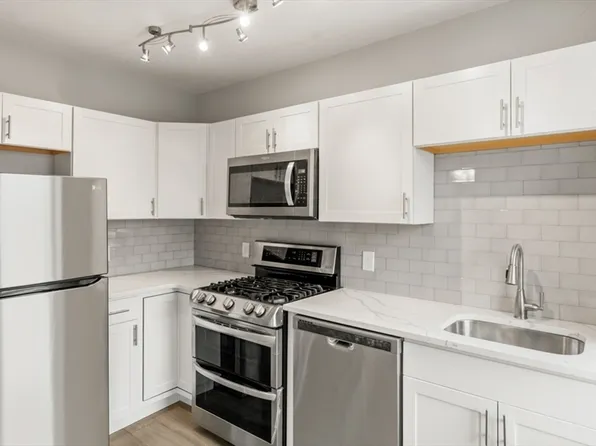 5-7 Everett Ave #7-3, Dorchester, MA 02125