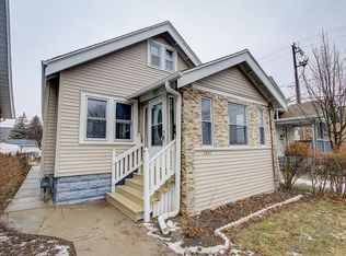 1923 S 55th St, West Allis, WI 53219