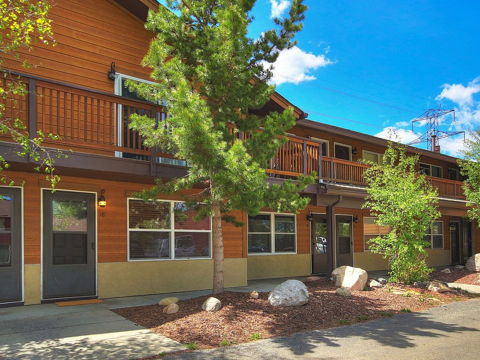 1st image of 396 Cove Blvd #18