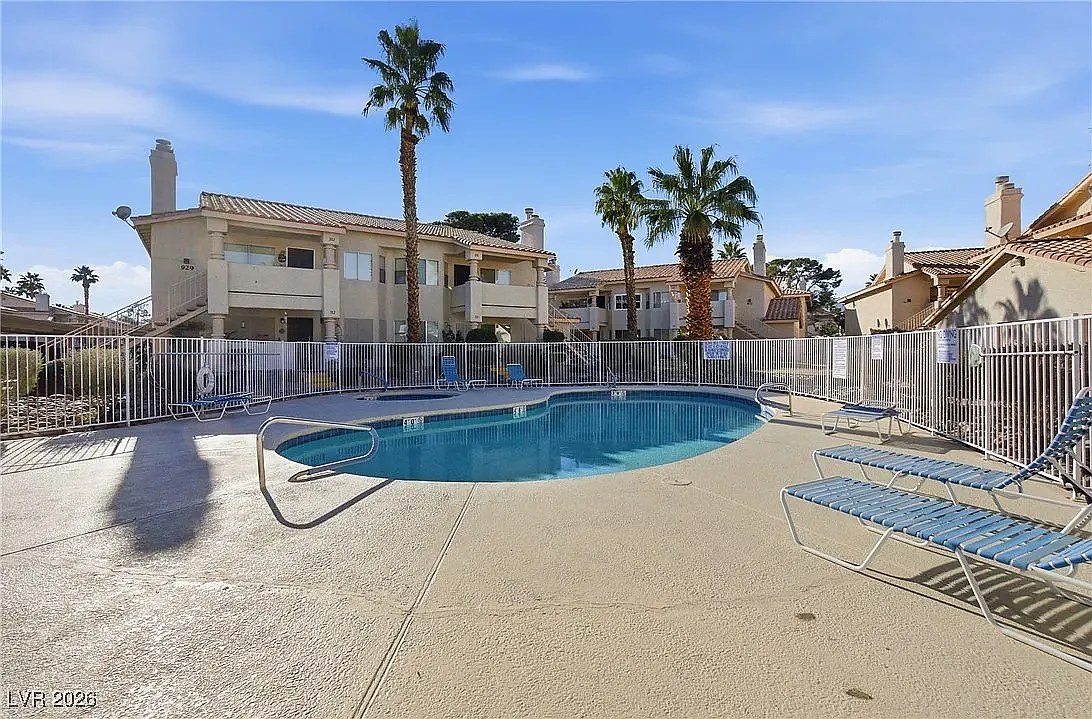 2 bed, 1136 sqft, $1,550 — Photo 3