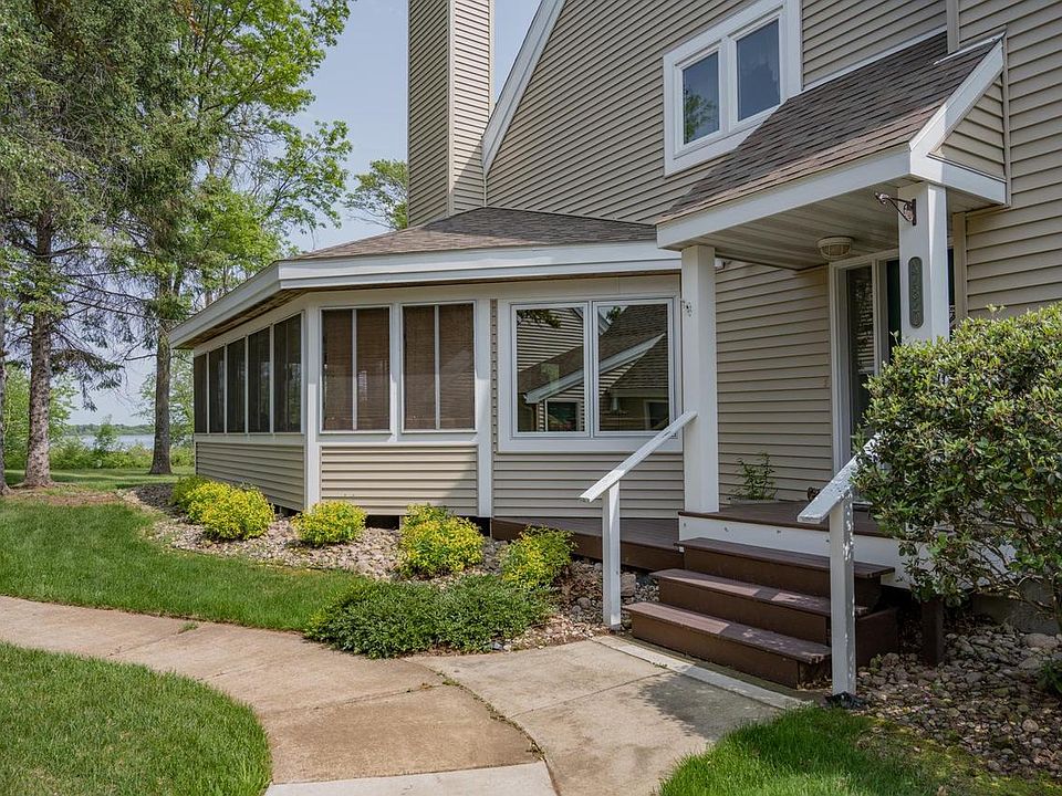 N7820 Lakeview Court UNIT 8, New Lisbon, WI 53950 Zillow