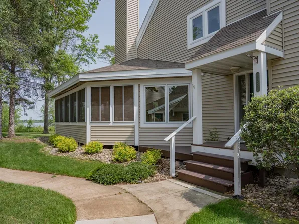 N7820 Lakeview Court #8, New Lisbon, WI 53950