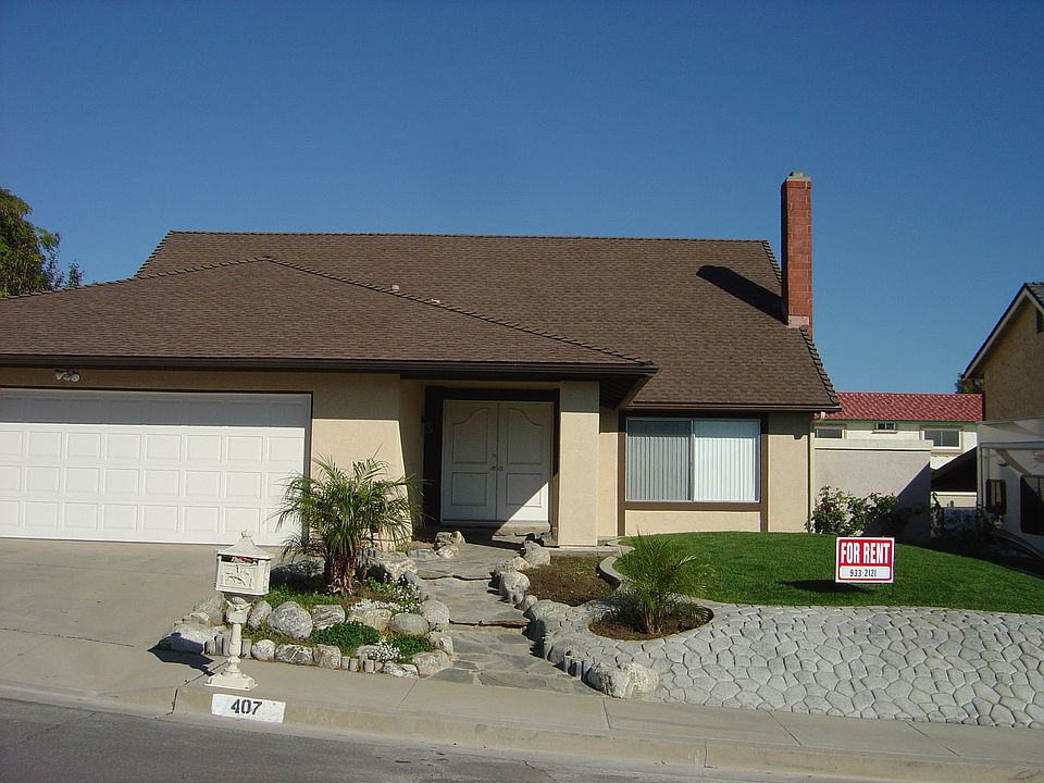 1st image of 407 Leavens Ct