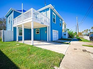 2211 28th St #B, Galveston, TX 77550
