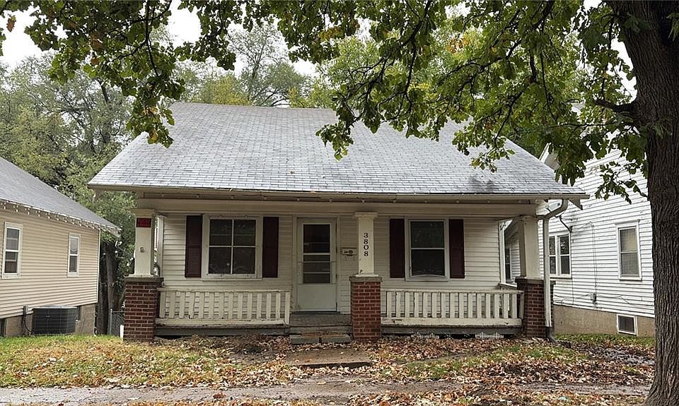 1st image of 3808 Terrace Ave