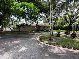 8755 SW 96th St, Miami, FL 33176