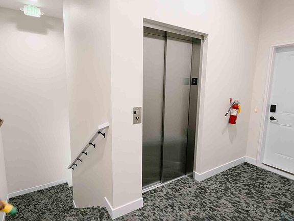4th image of 117 Central Ave SE #203