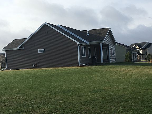 3rd image of W5035 Birchwood Dr