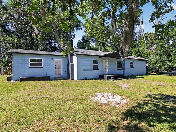 3rd image of 1308 SW 5th St