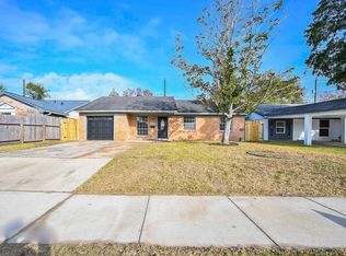 3730 Heatherbrook Dr, Houston, TX 77045
