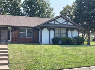 4305 E Haverill Dr, Saint Joseph, MO 64506