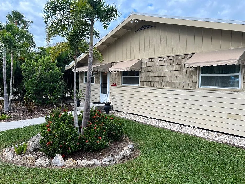 2 bed, 2.5 bath, 1544 sqft, $7,400 — Photo 1