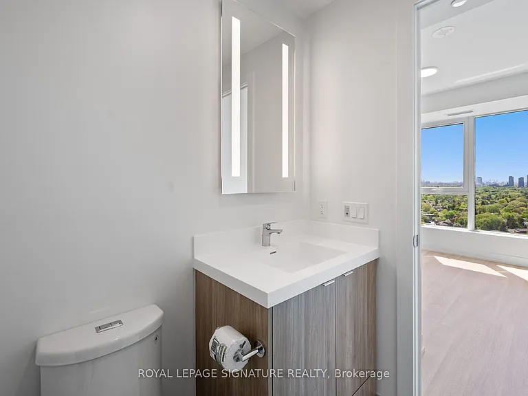 60 Central Park Dr #2306 — Photo 27