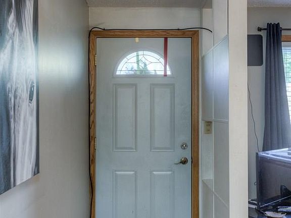 5th image of 8215 Templeton Dr