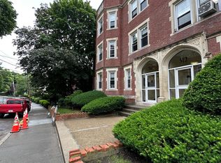 300 Tappan St #4, Brookline, MA 02445