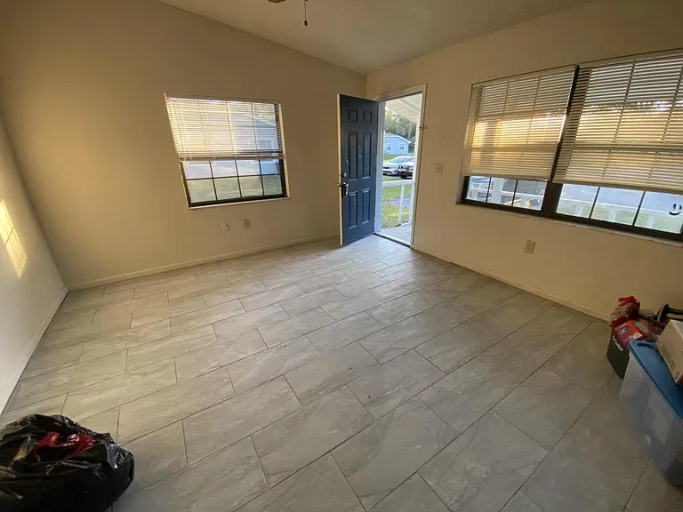 491 N Sams Point — Photo 3