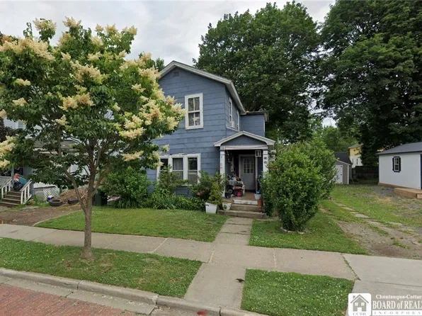 46 W 9th St, Jamestown, NY 14701