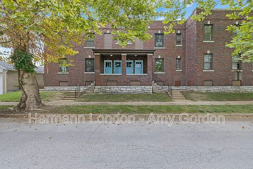 6024 Dewey Ave Photo 1