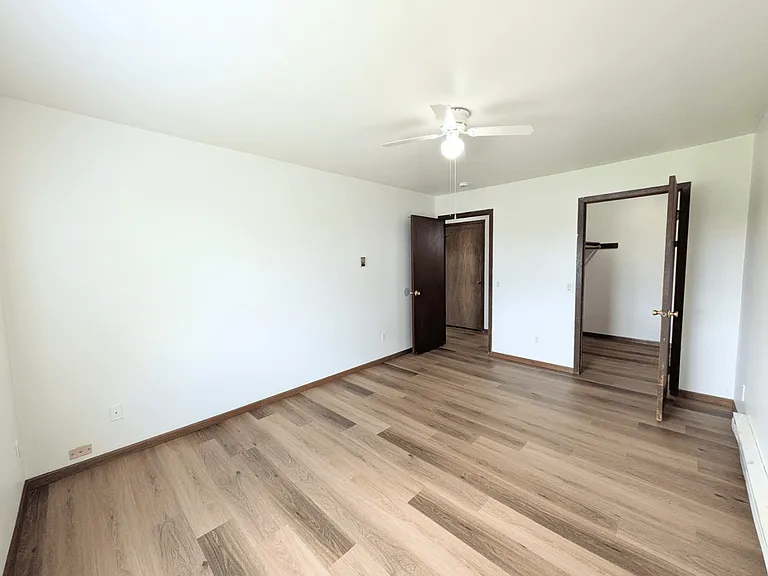 206-208 Sunset Ln — Photo 7