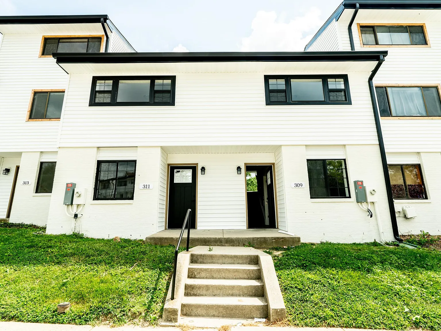 30X Eudowood Ln — Photo 2