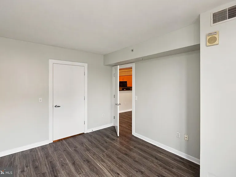 1000 New Jersey SE #316 — Photo 17