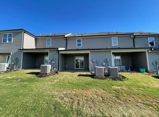 2061 Wiggins Village Dr, Youngsville, NC 27596