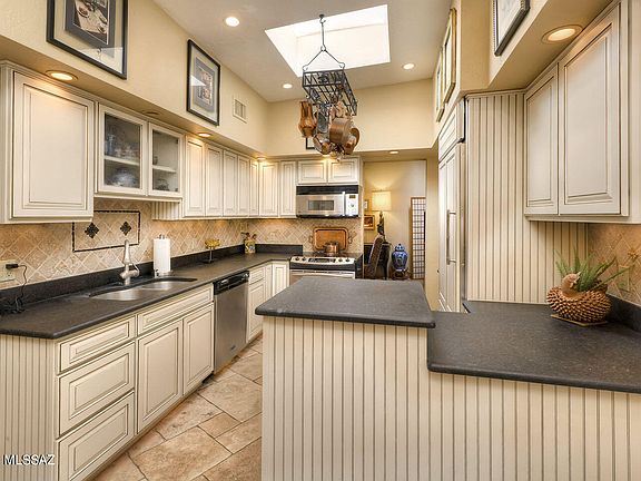 3rd image of 4311 N Camino Yermo