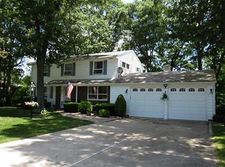 232 Red Chimney Dr, Warwick, RI 02886