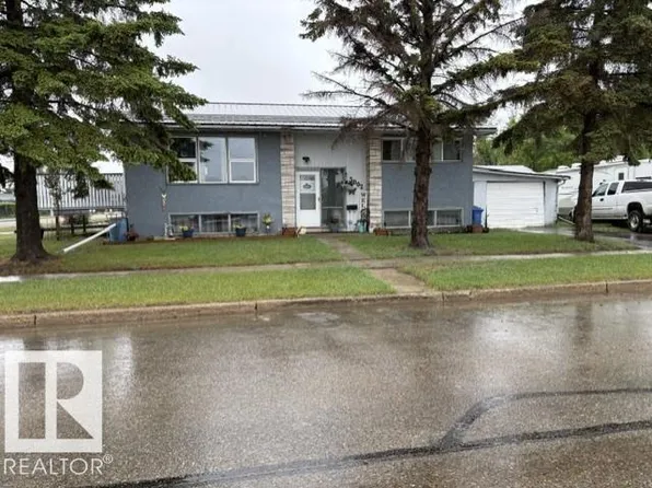 5002 41st Ave, Wetaskiwin, AB T9A 0B1