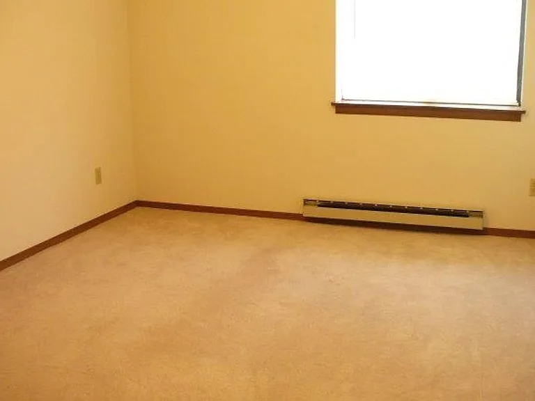 203 Ski Ct #H — Photo 9