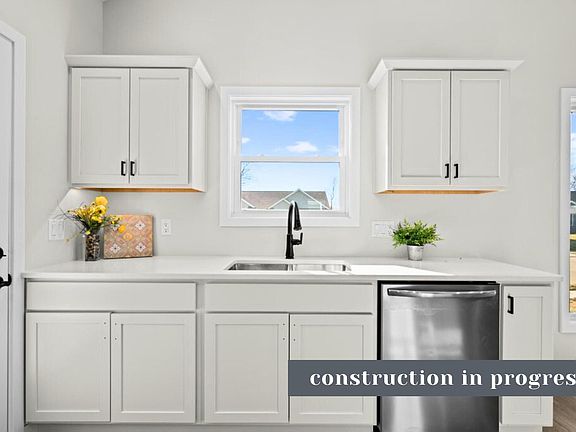 5th image of 4735 W 12th St