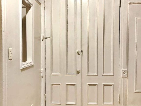 4th image of 228 Macon St APT 2