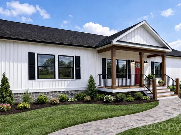 4366 Boulder Dr, Morganton, NC 28655