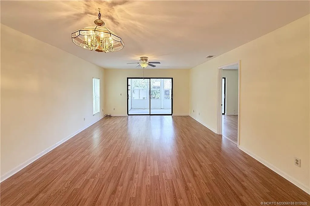 2 bed, 2.0 bath, 1084 sqft, $1,700 — Photo 1