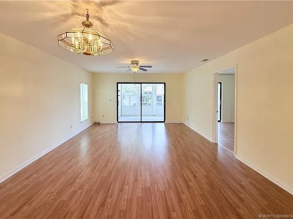 6531 SE Federal Hwy APT J202, Stuart, FL 34997