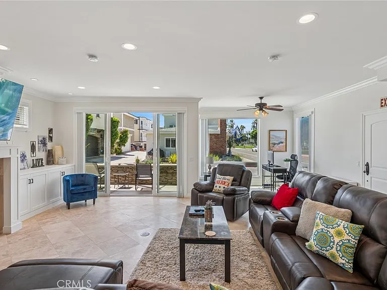 6111 Seashore Dr — Photo 12