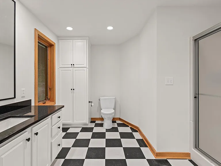 1424 Bradford Dr — Photo 37